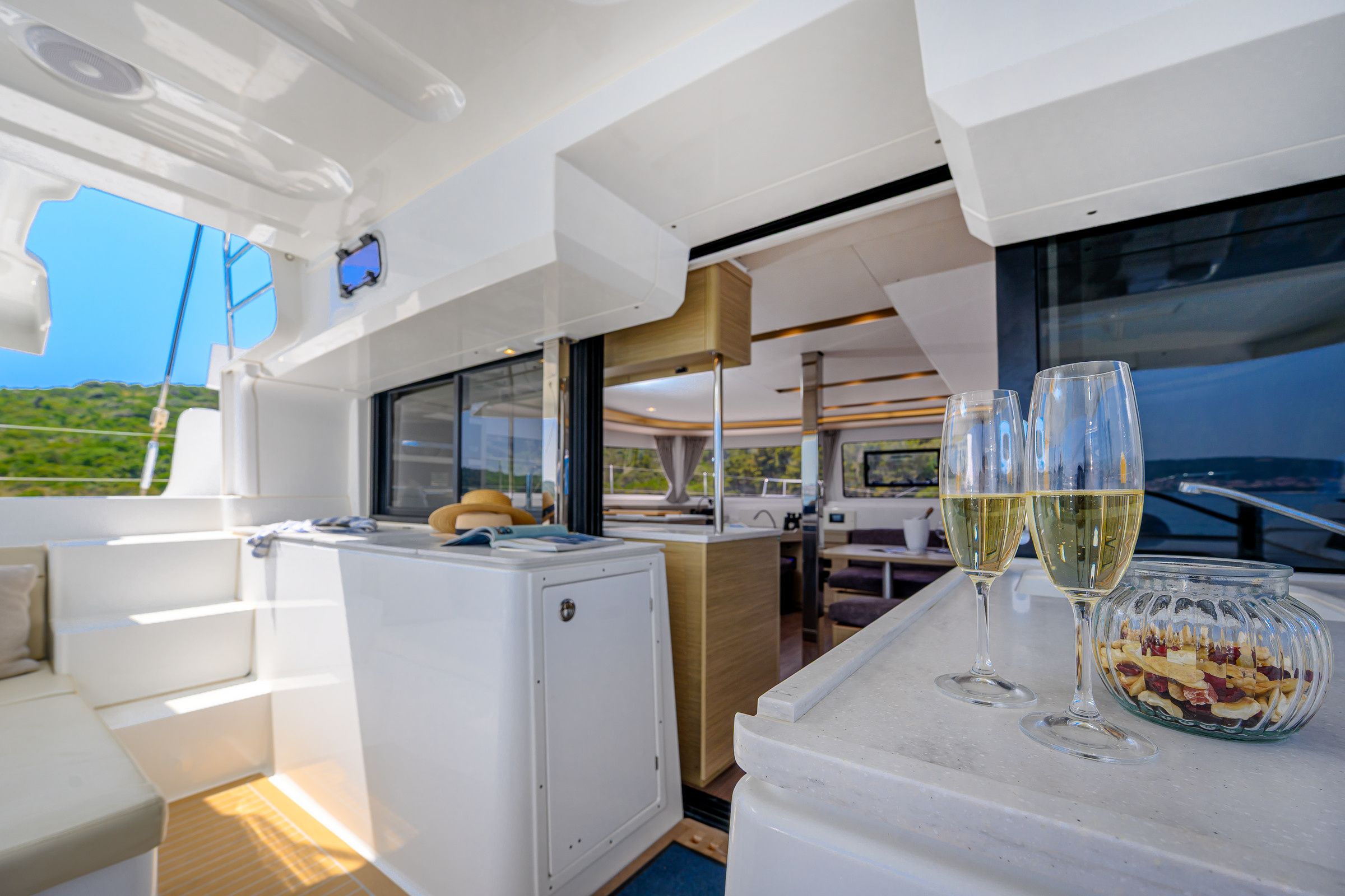 Lagoon 46 | Galathea