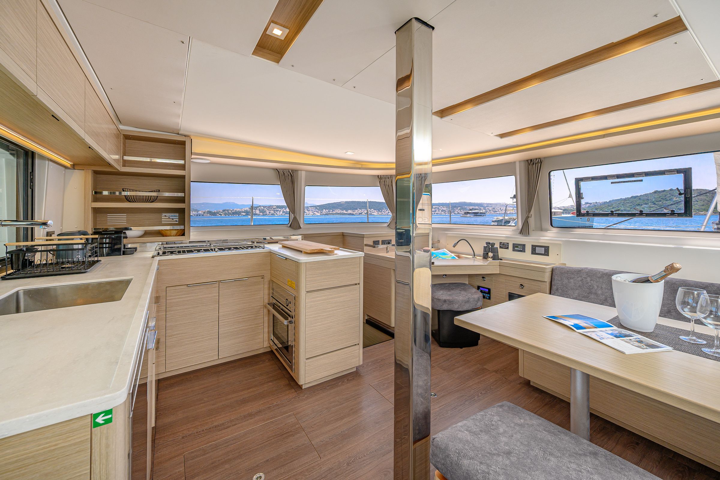 Lagoon 46 | Galathea