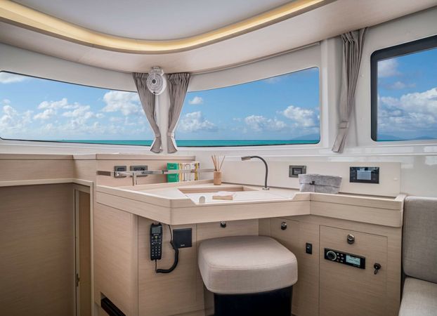 Lagoon 46 | Initials