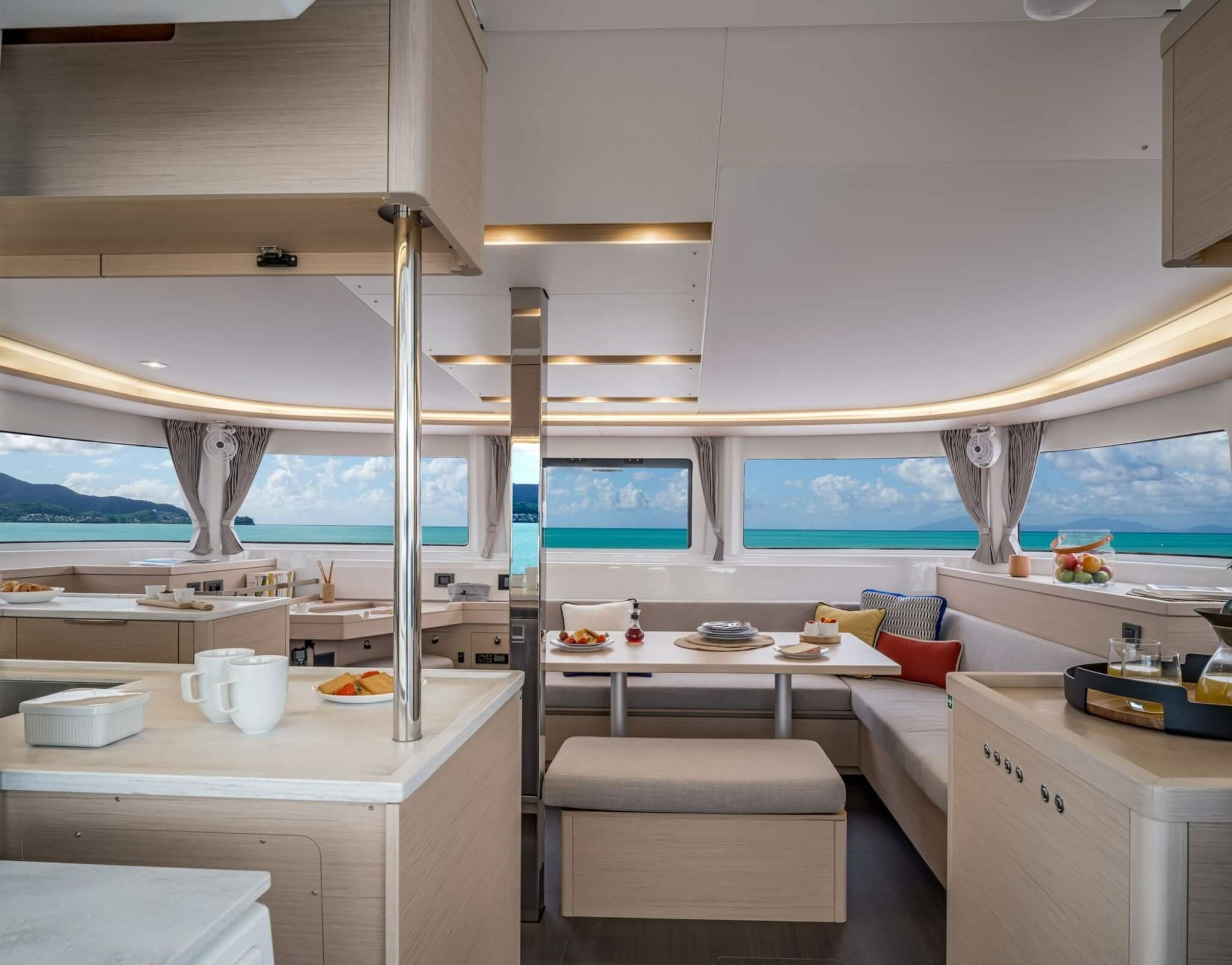 Lagoon 46 | Initials