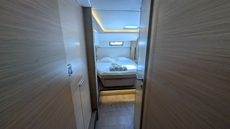 Lagoon 46 | Initials