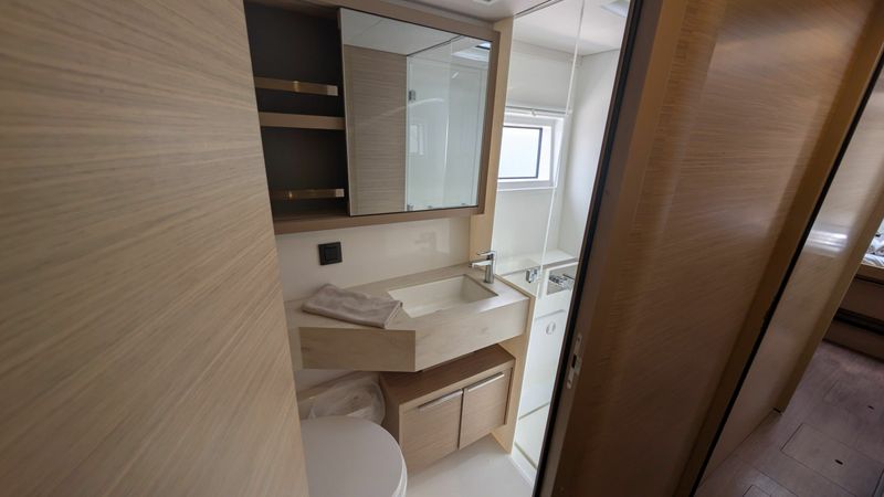 Lagoon 46 | Initials