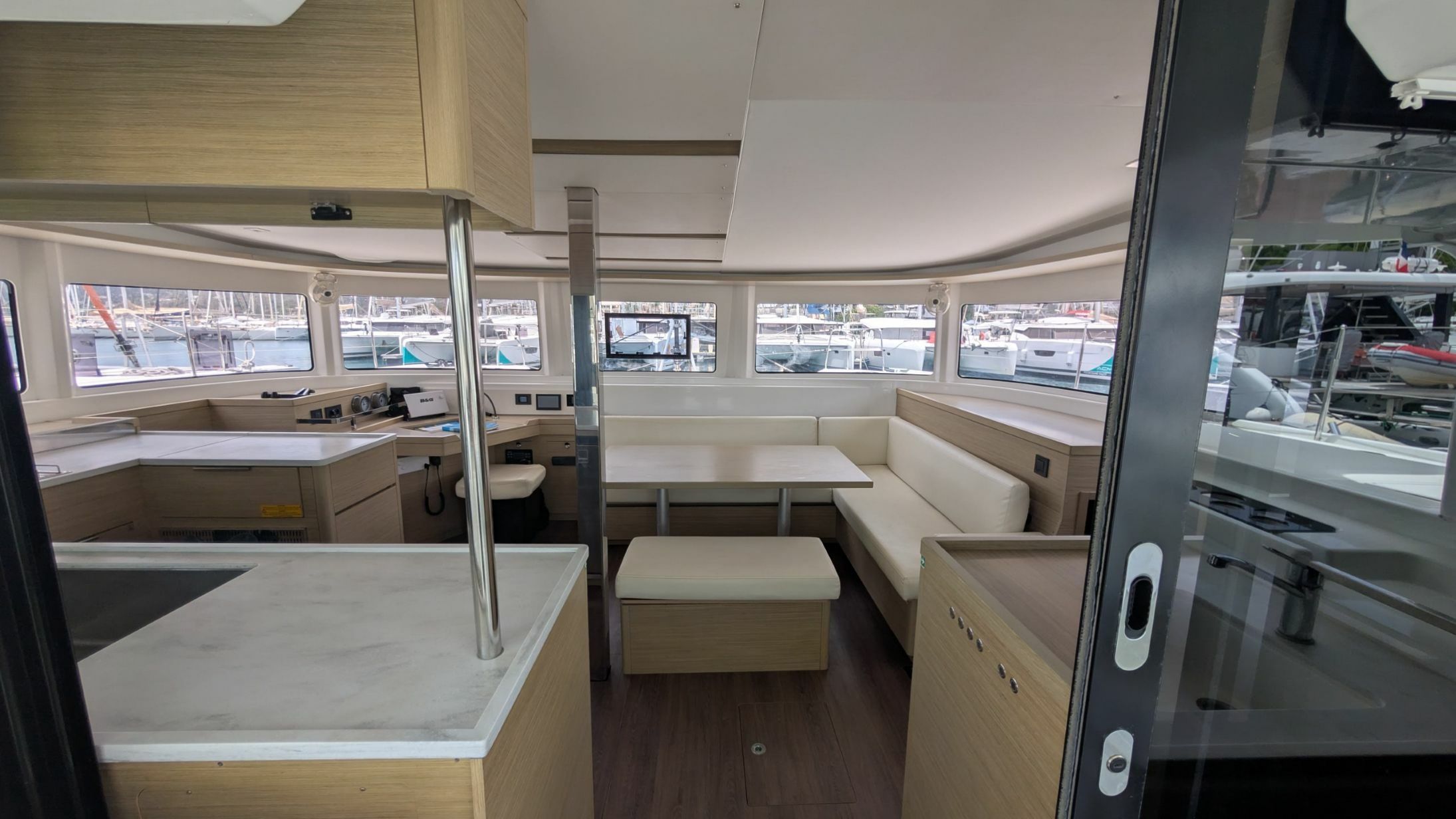 Lagoon 46 | Initials