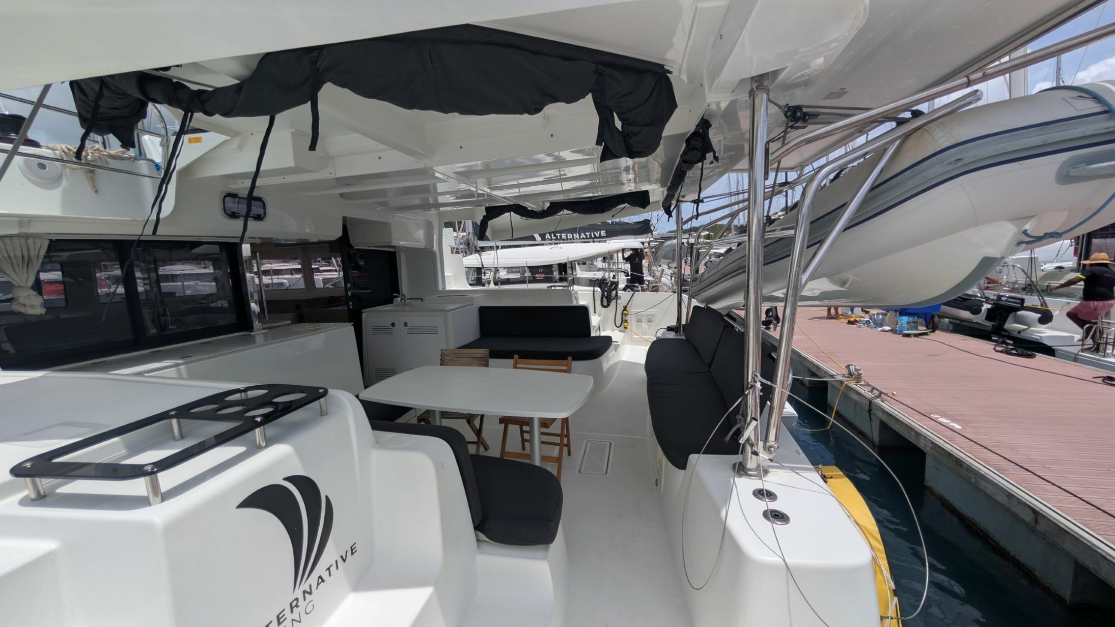 Lagoon 46 | Initials