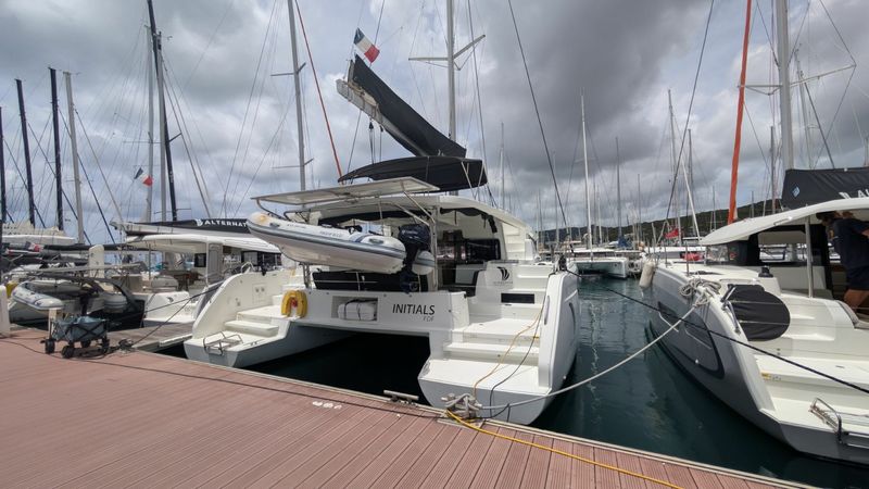 Lagoon 46 | Initials
