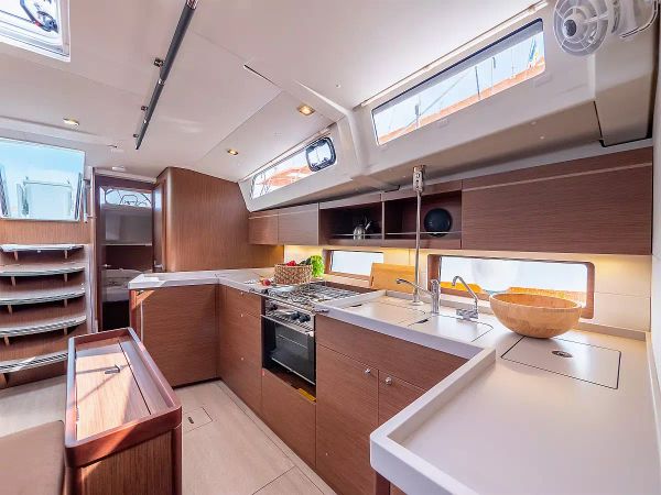 Beneteau Oceanis 46.1 | Amorino