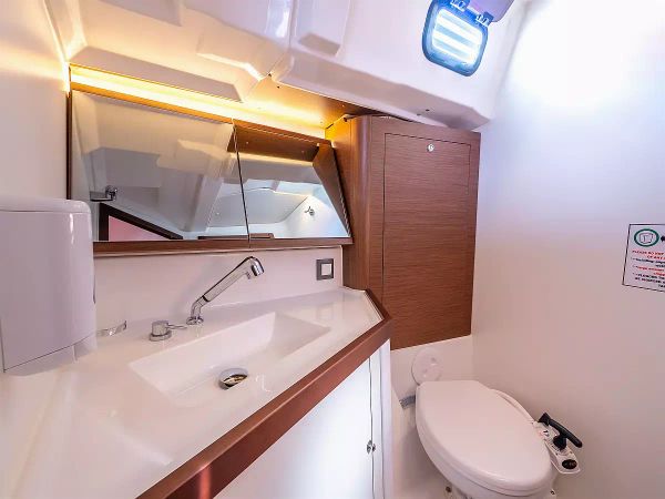 Beneteau Oceanis 46.1 | Amorino