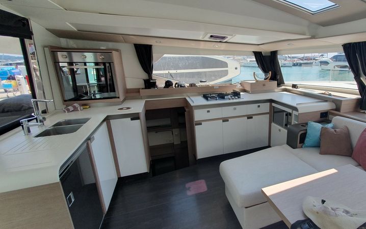 Fountaine Pajot Elba 45 | Dreamcatcher