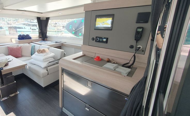 Fountaine Pajot Elba 45 | Dreamcatcher