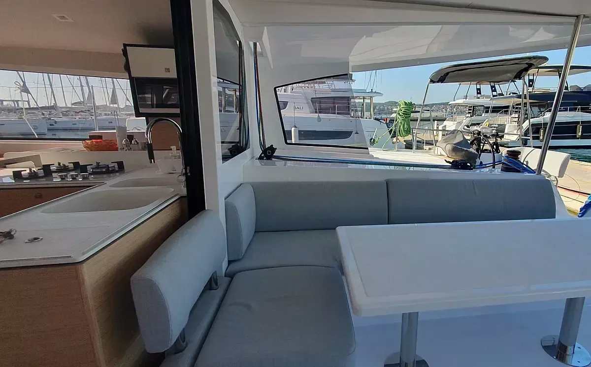 Nautitech 44 | Double Memory