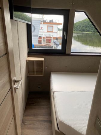 Inter Corpora Demeter 122 | Lubodne