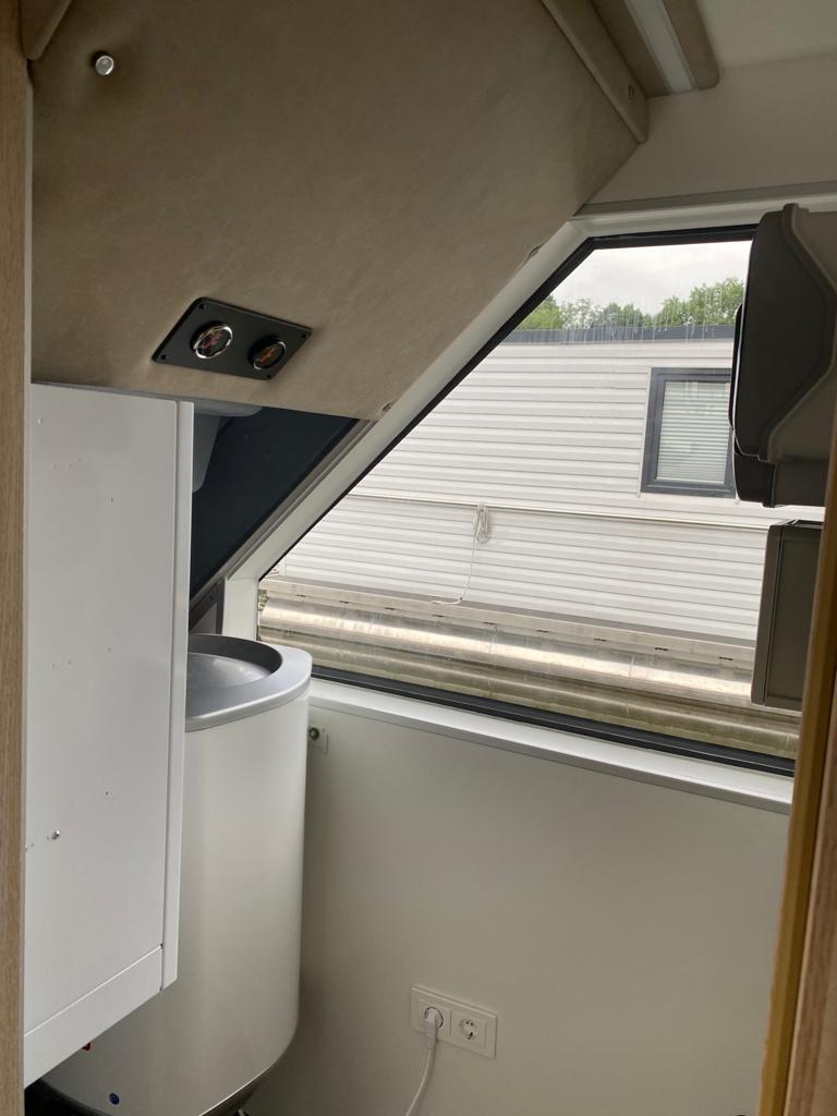 Inter Corpora Demeter 122 | Lubodne