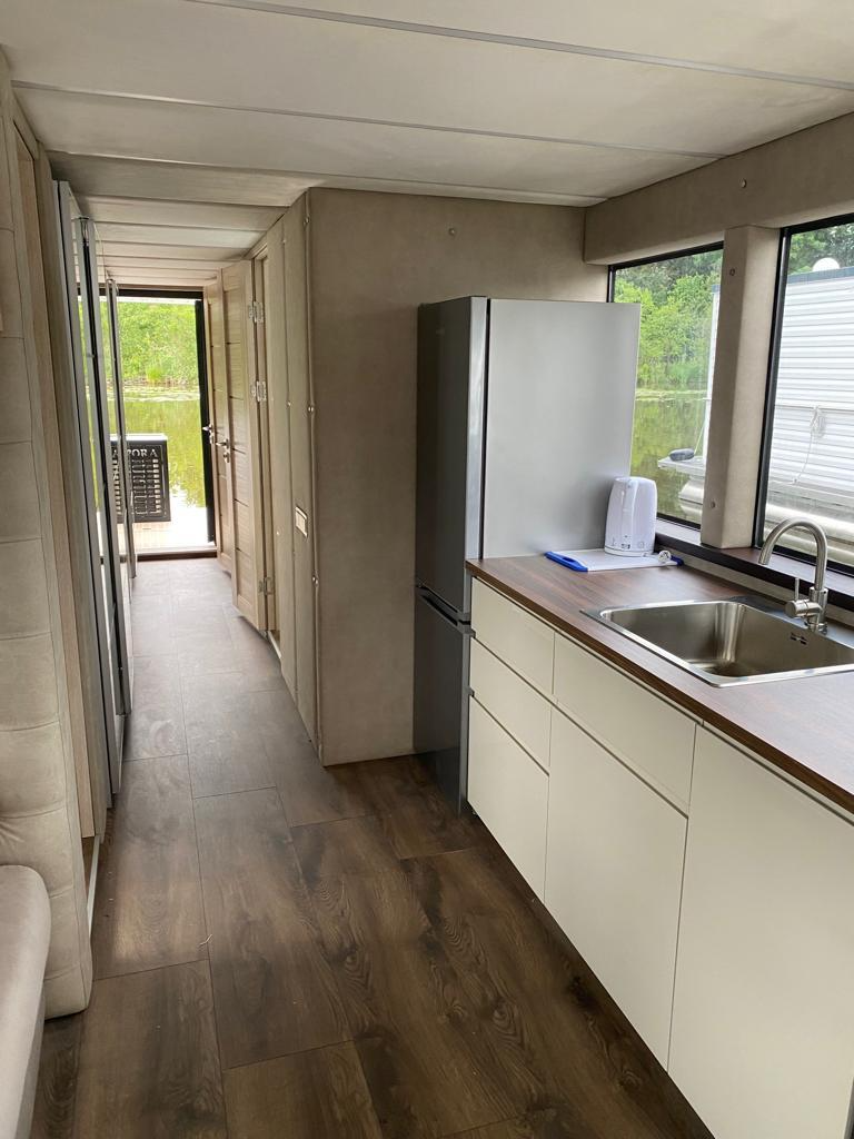 Inter Corpora Demeter 122 | Lubodne