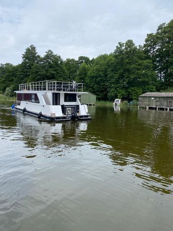 Inter Corpora Demeter 122 | Lubodne