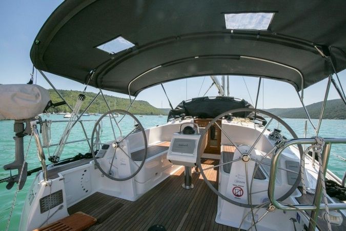 Bavaria Cruiser 37 | Alani