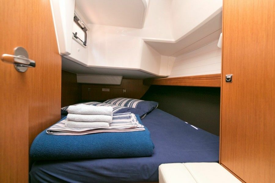 Bavaria Cruiser 37 | Alani