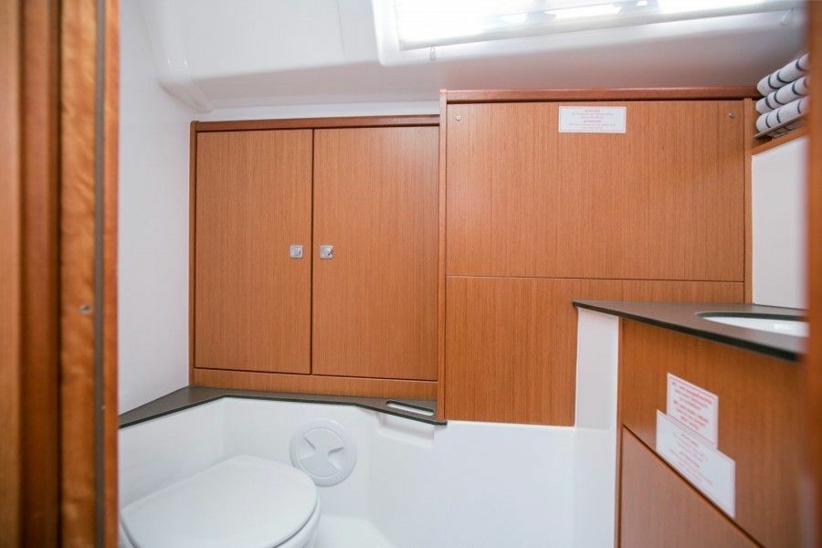 Bavaria Cruiser 37 | Alani