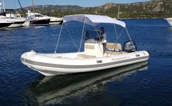 Capelli Tempest 530 | Tre