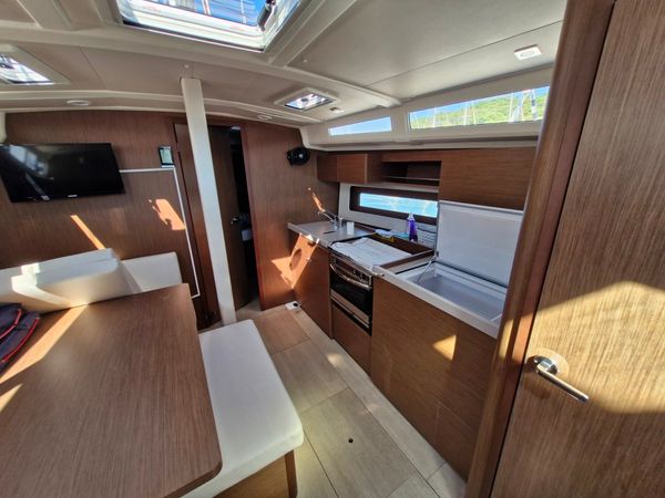 Beneteau Oceanis 37.1 | Agios