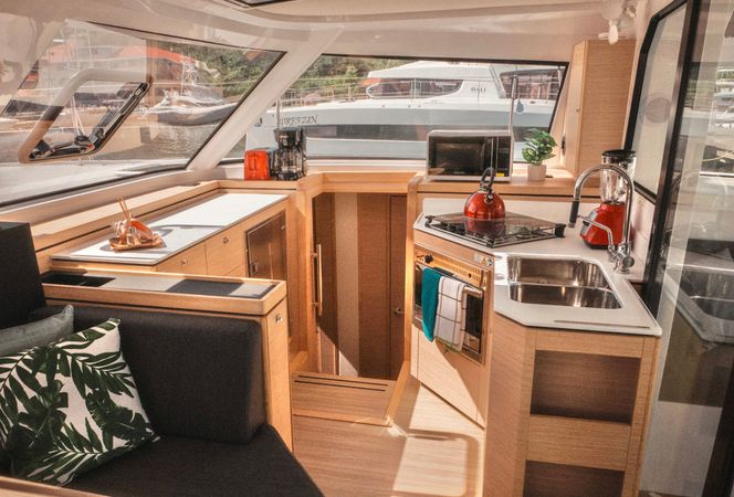 Nautitech Open 40 | Untethered