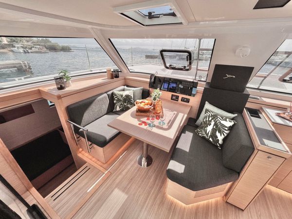 Nautitech Open 40 | Untethered