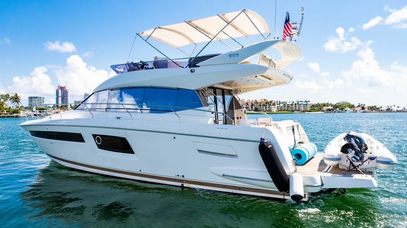 Prestige 500 | Whiskey and waves