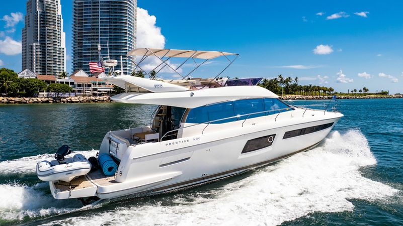Prestige 500 | Whiskey and waves