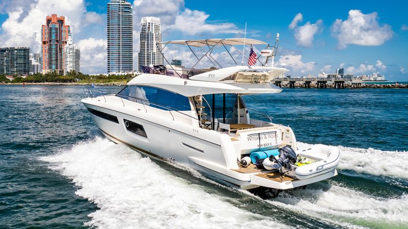 Prestige 500 | Whiskey and waves
