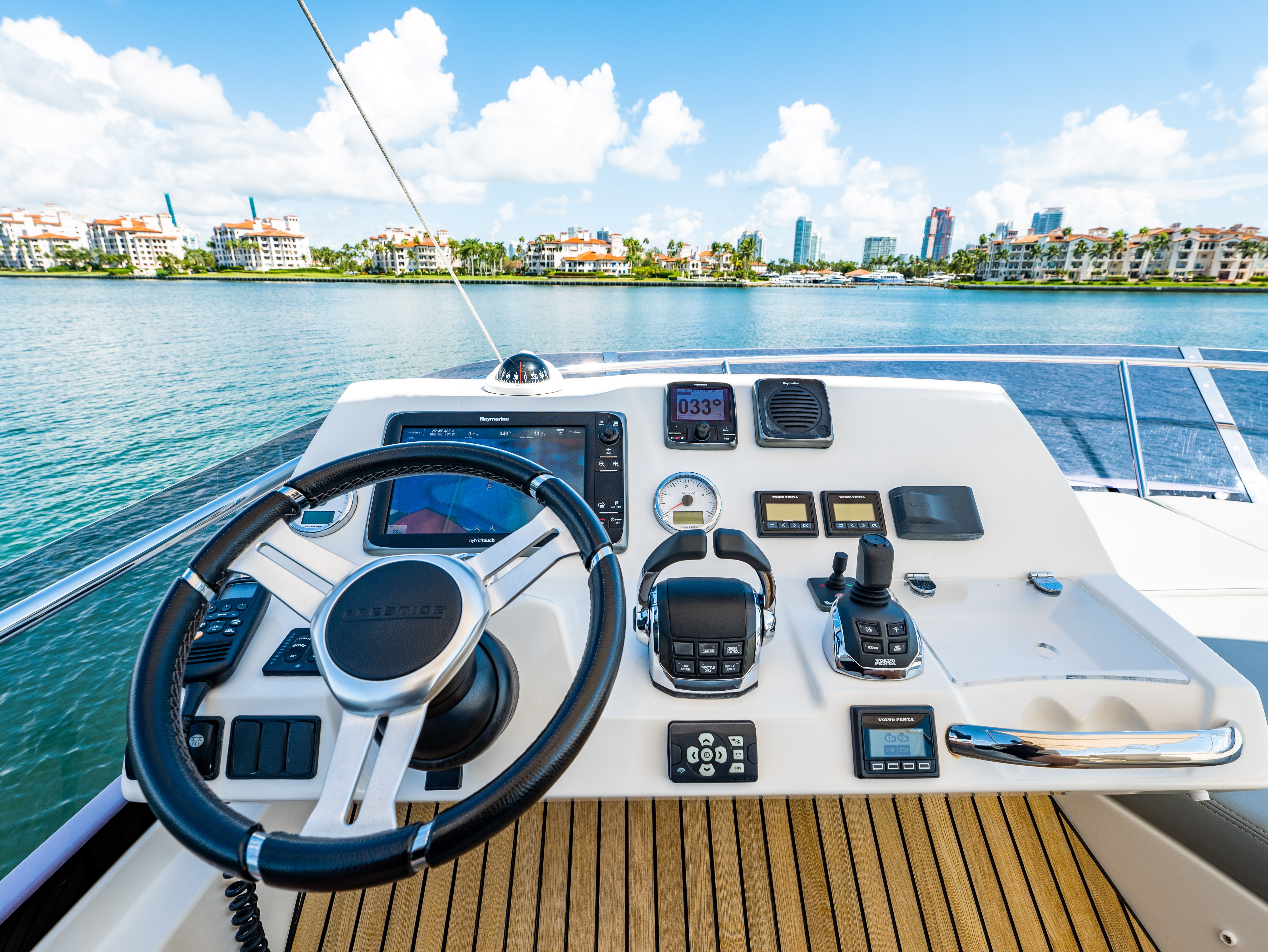 Prestige 500 | Whiskey and waves