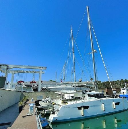 Fountaine Pajot Lucia 40 | Petit Monde