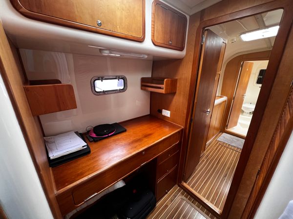 Dean 440 | Akua Aminata