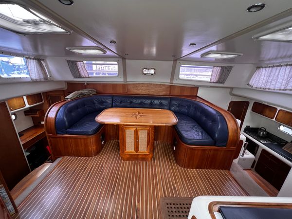 Dean 440 | Akua Aminata