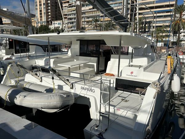 Fountaine Pajot Astrea 42 | Papang