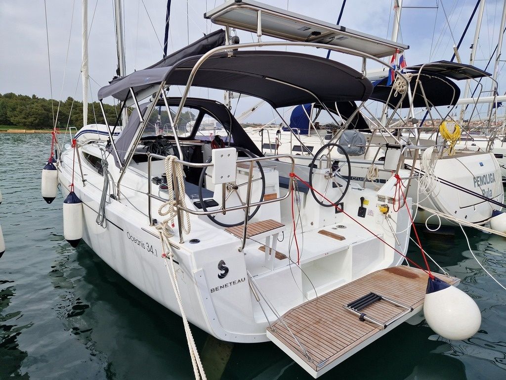 Beneteau Oceanis 34.1 | Navicela