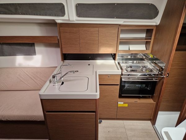 Beneteau Oceanis 34.1 | Navicela