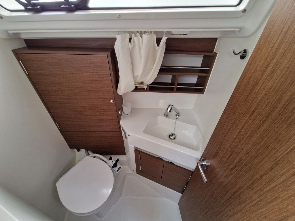 Beneteau Oceanis 34.1 | Navicela