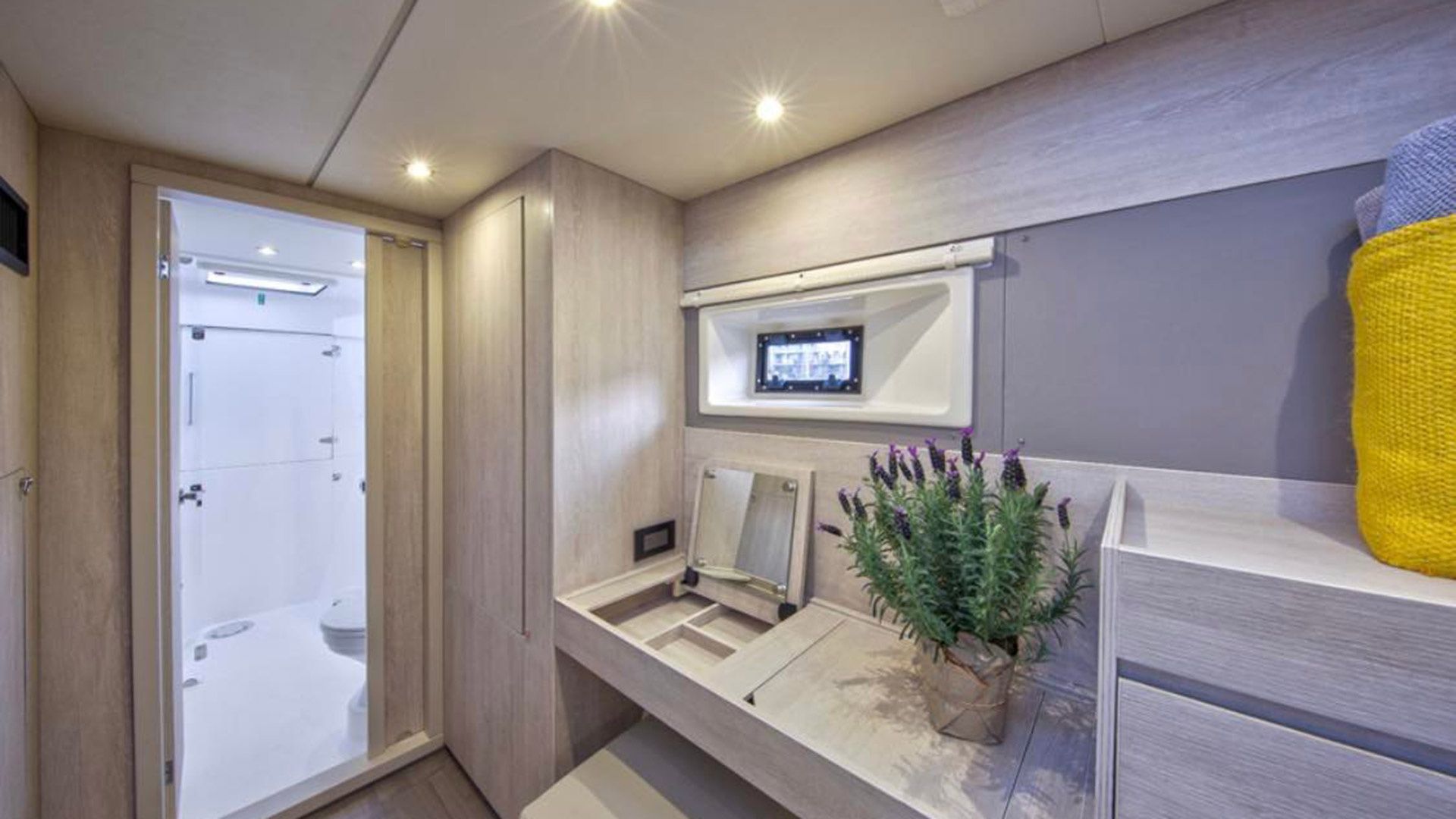 Leopard 43 PC | Estrella