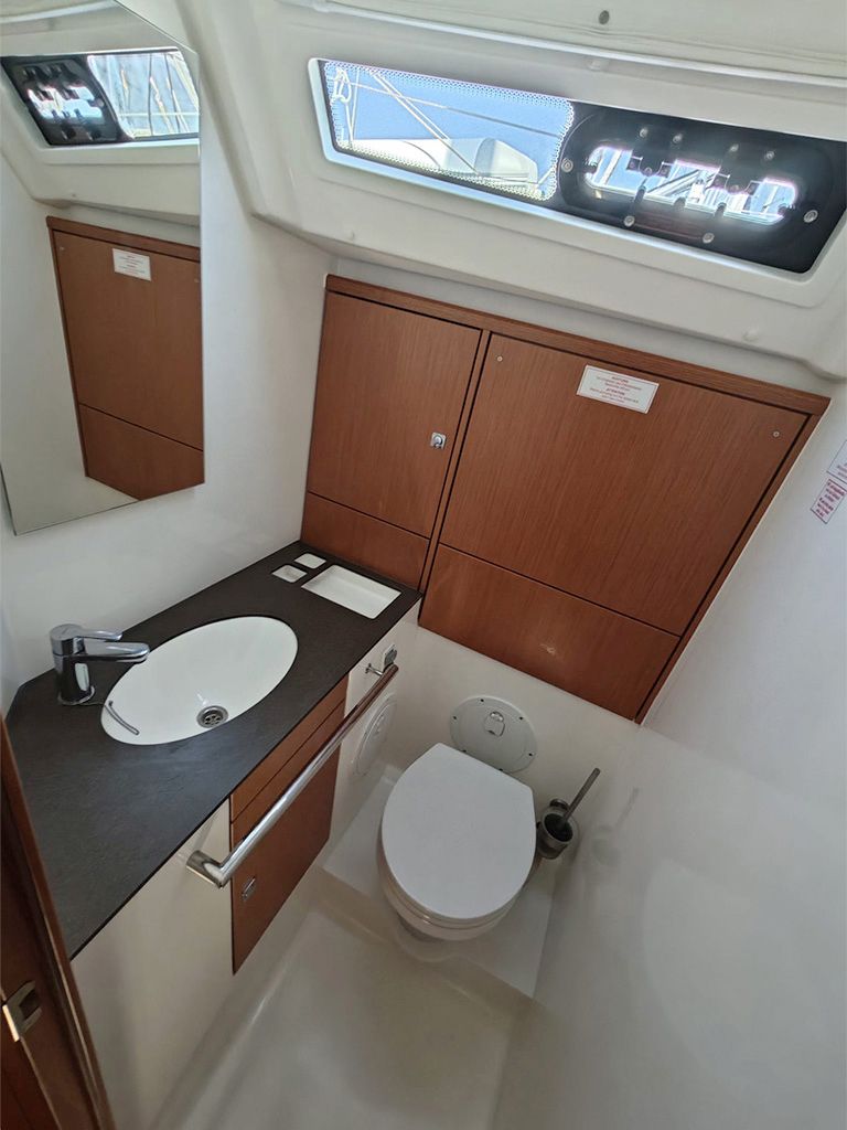 Bavaria Cruiser 46 | Sea Legend