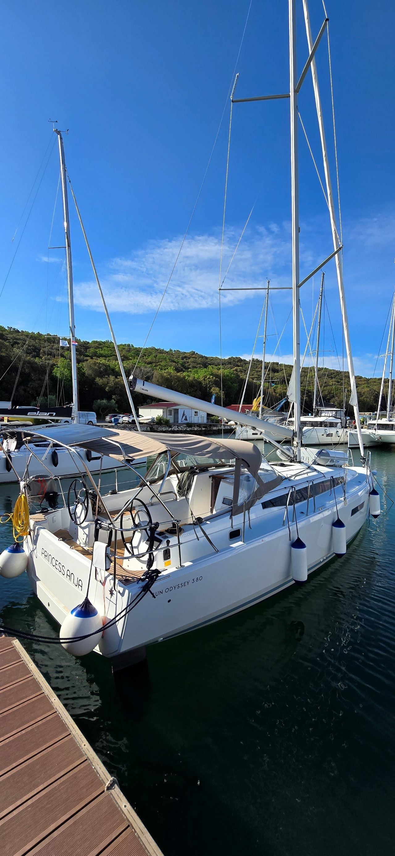 Jeanneau Sun Odyssey 380 | Princess Anja