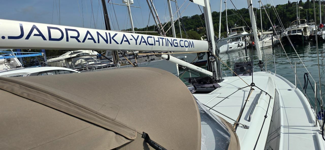 Jeanneau Sun Odyssey 380 | Princess Anja