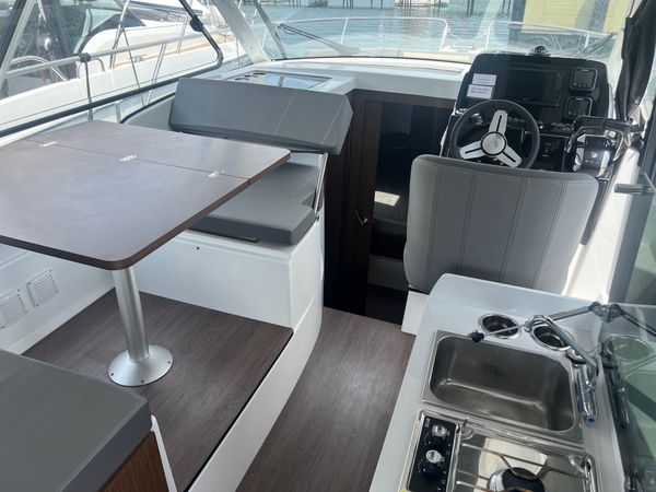 Beneteau Antares 9 | Jack