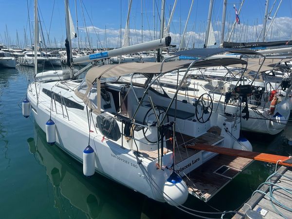 Jeanneau Sun Odyssey 380 | Princess Lara