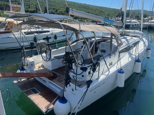 Jeanneau Sun Odyssey 380 | Princess Lara