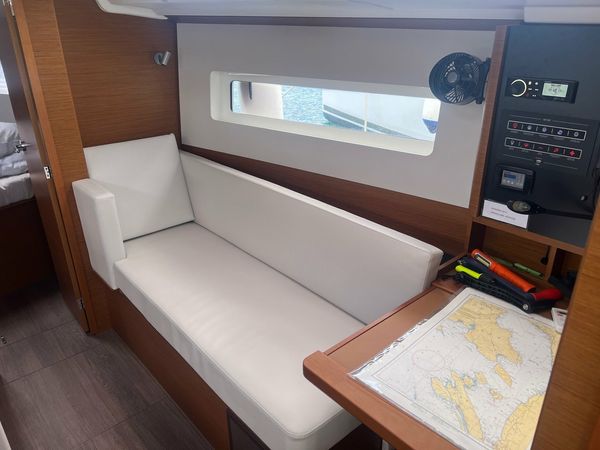 Jeanneau Sun Odyssey 380 | Princess Lara