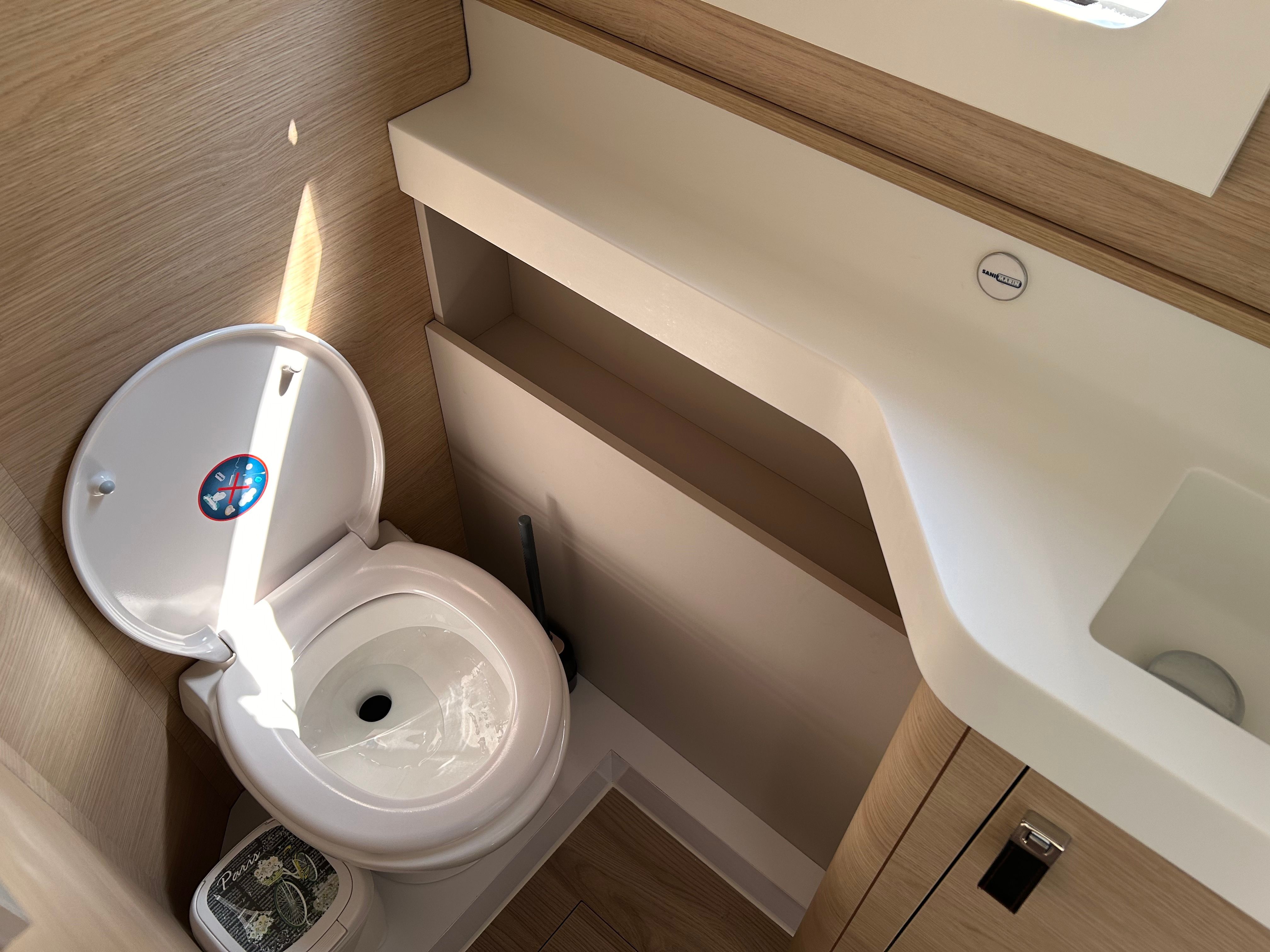 Aventura 37 | Pronto Sail