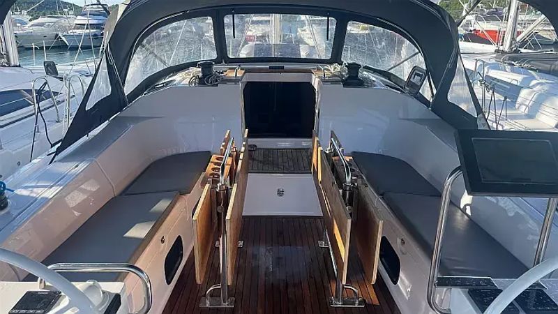 Elan 50.1 Impression | December