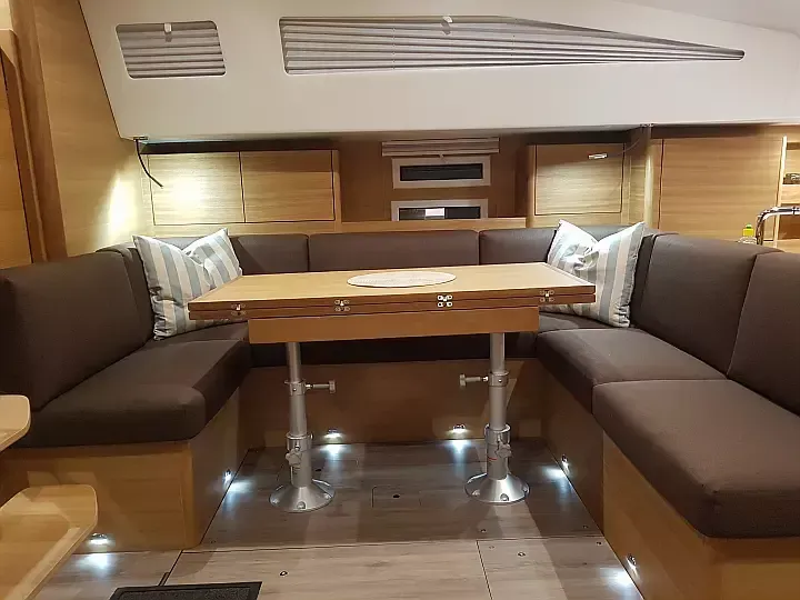 Elan 50.1 Impression | December