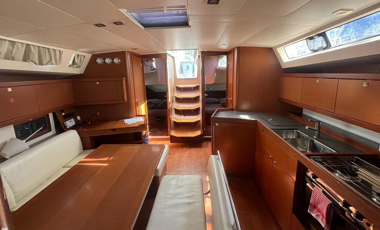 Beneteau Oceanis 45 | Ada 3
