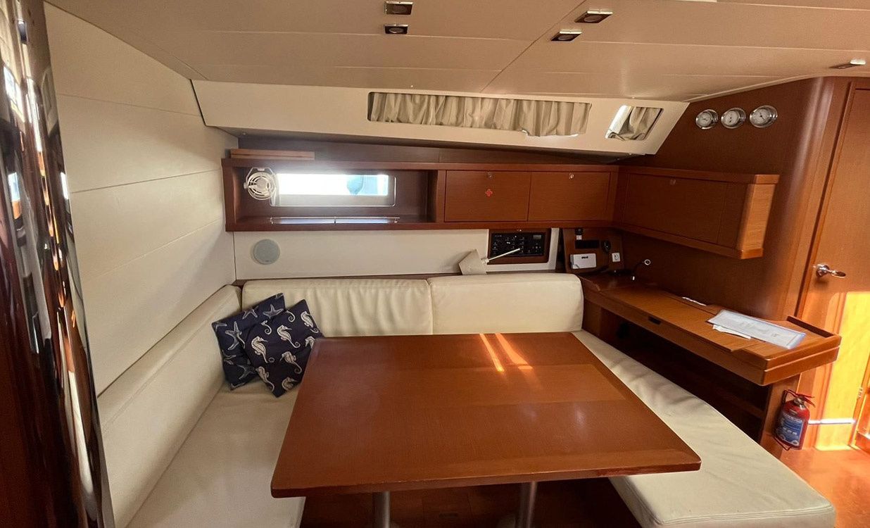 Beneteau Oceanis 45 | Ada 3