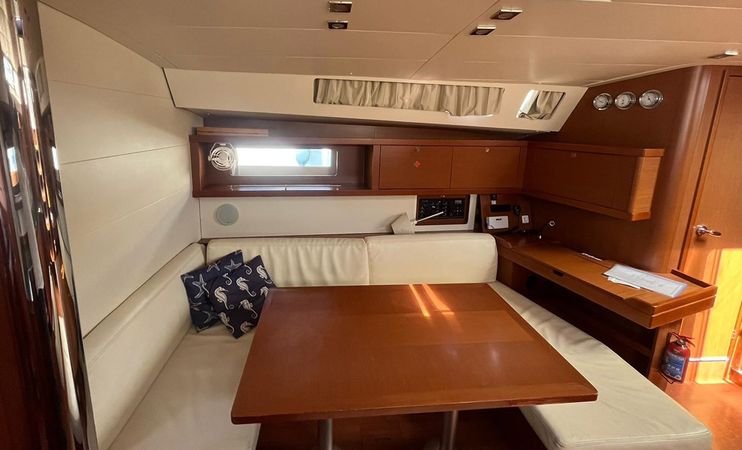 Beneteau Oceanis 45 | Ada 3